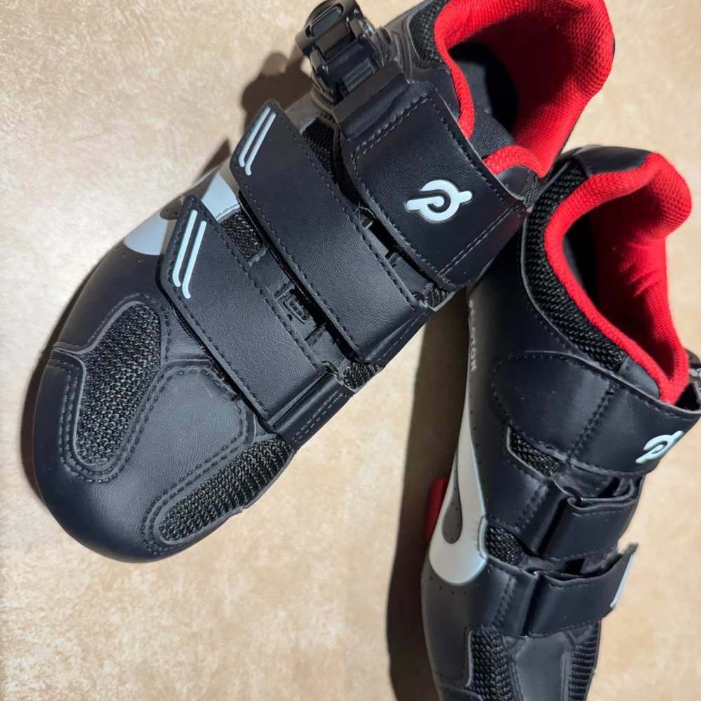 Peloton Women’s Black and Red Athletic Cycling Shoes Size 40